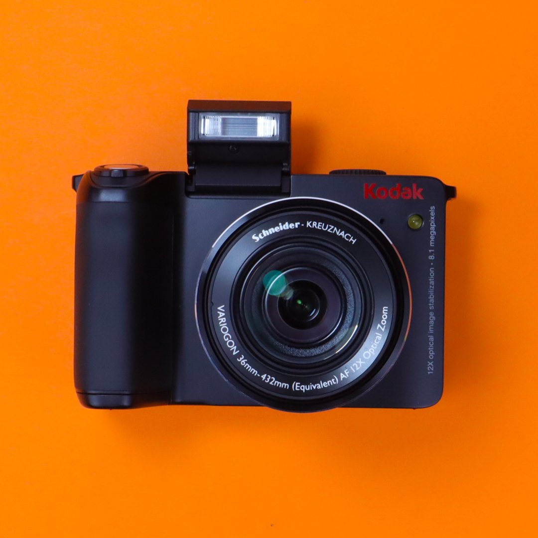 Kodak EasyShare Z8612 IS