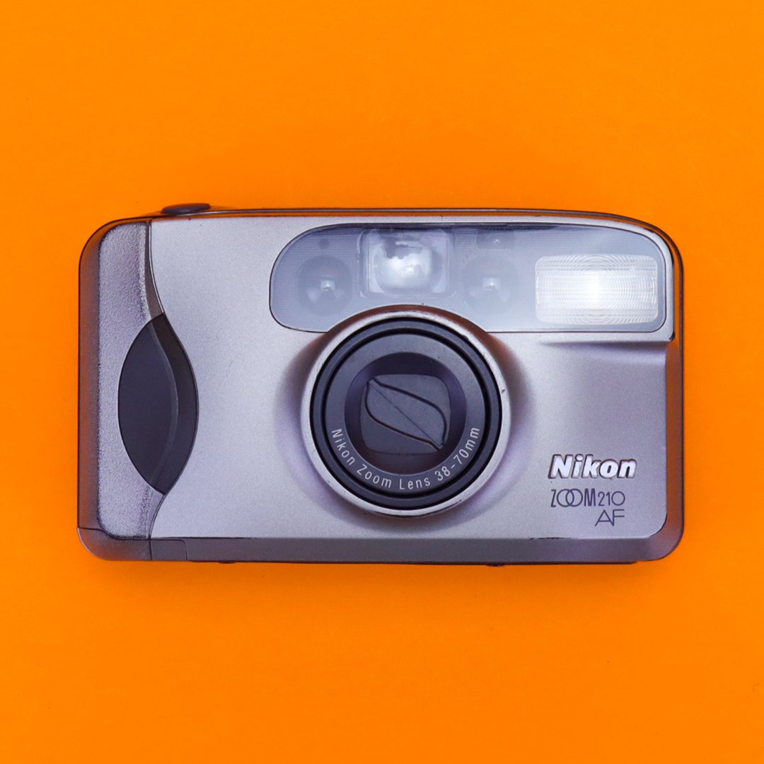Nikon Zoom 210 AF дополнителна слика