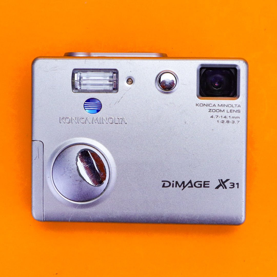 Konica Minolta DiMAGE X31