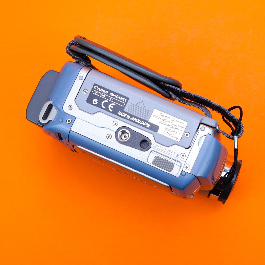 Canon MV530i