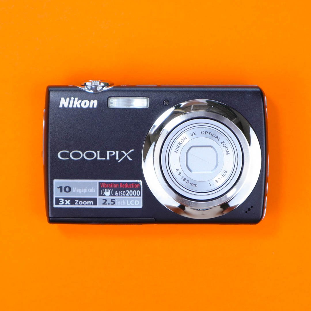 Nikon Coolpix S220 дополнителна слика