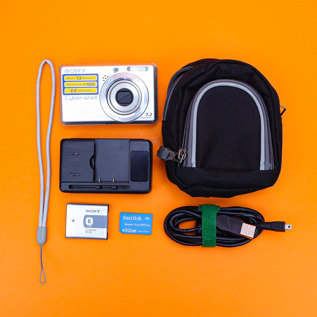 Sony Cyber-Shot DSC-S750