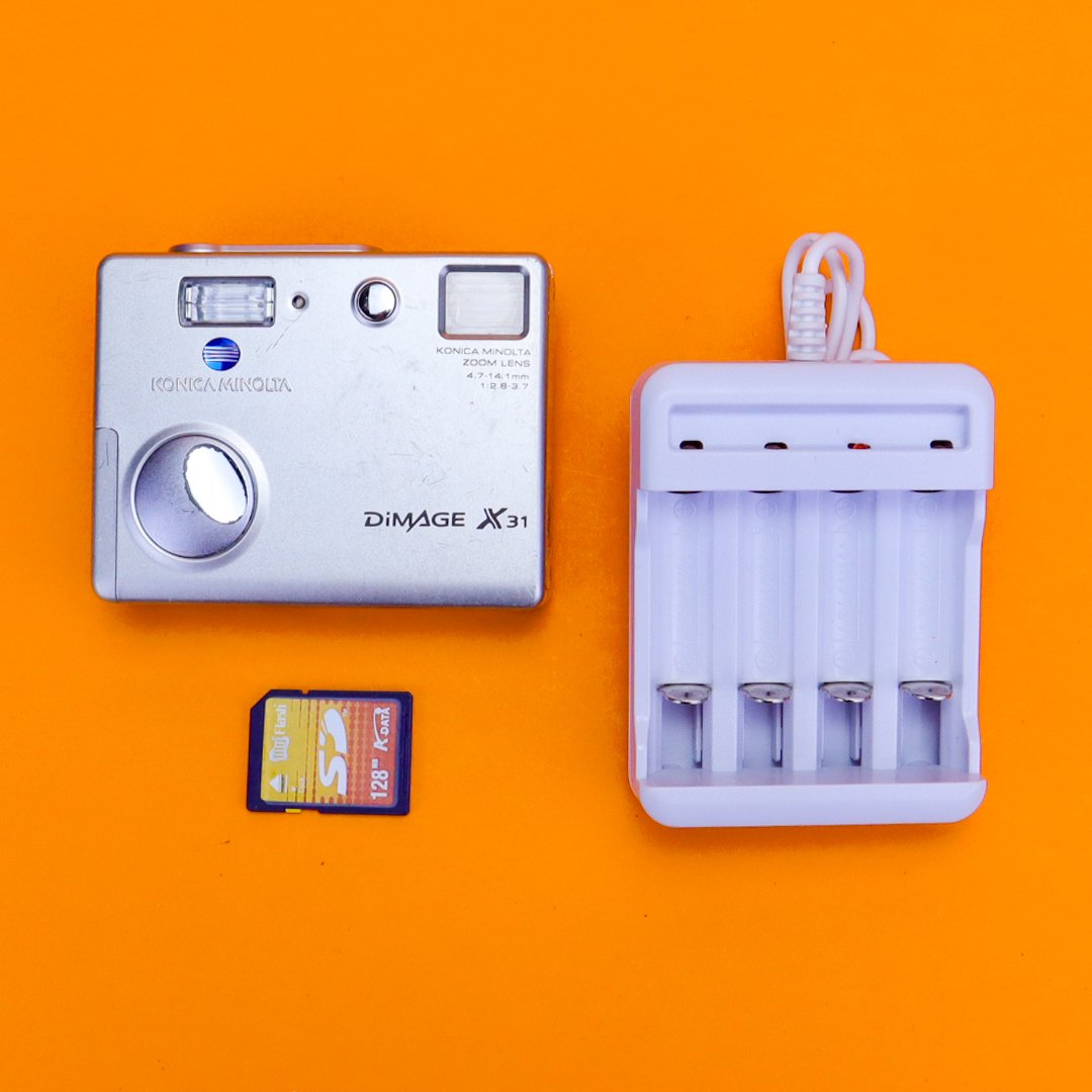 Konica Minolta DiMAGE X31