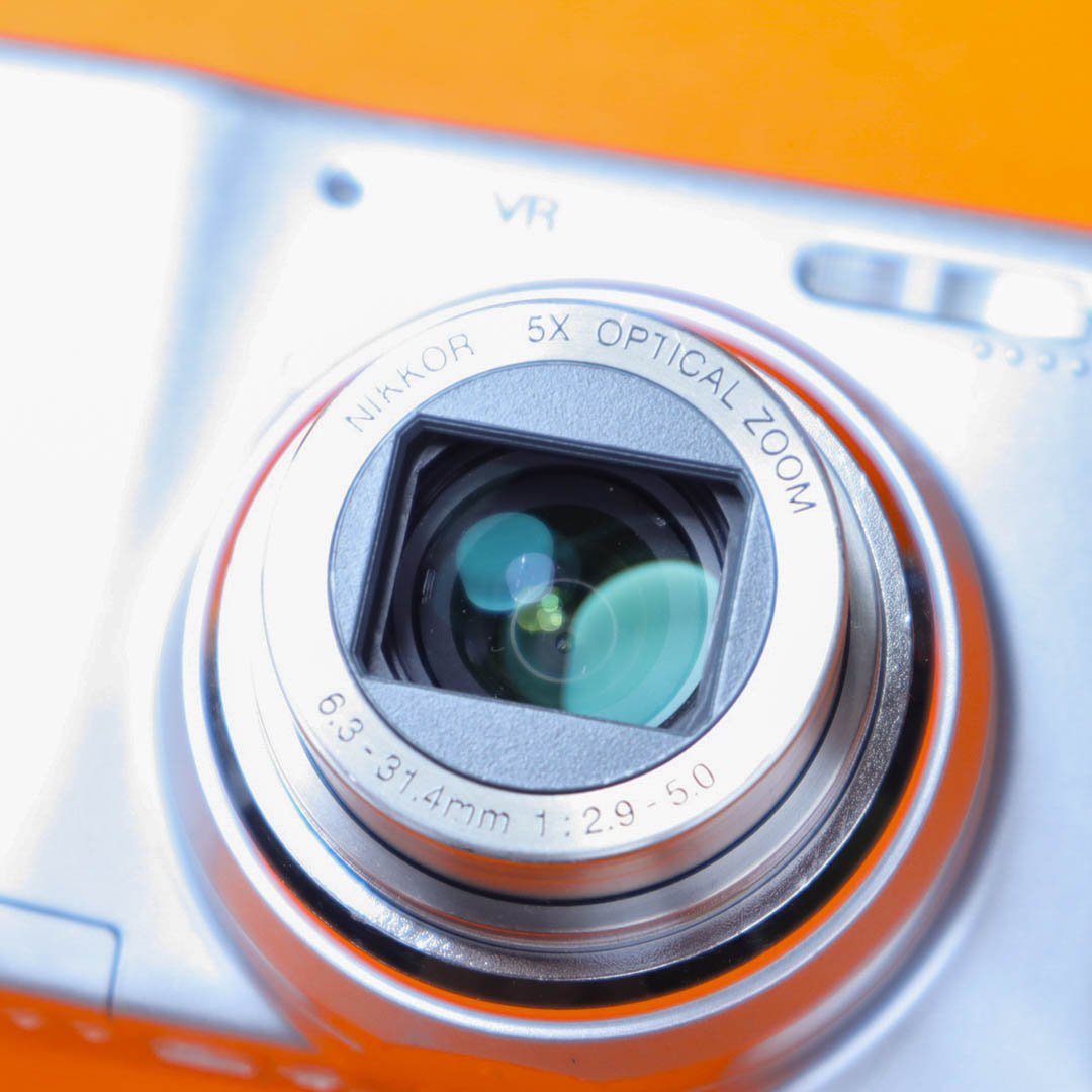 Nikon Coolpix L5