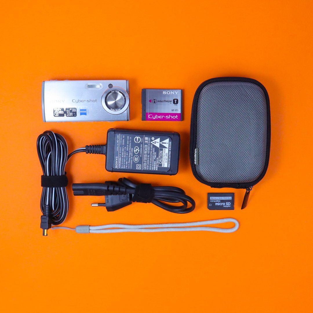 Sony Cyber-shot DSC-L1