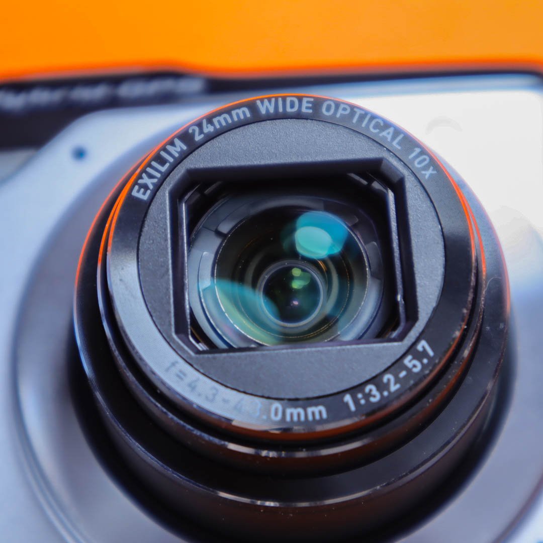 Casio Exilim EX-H20G