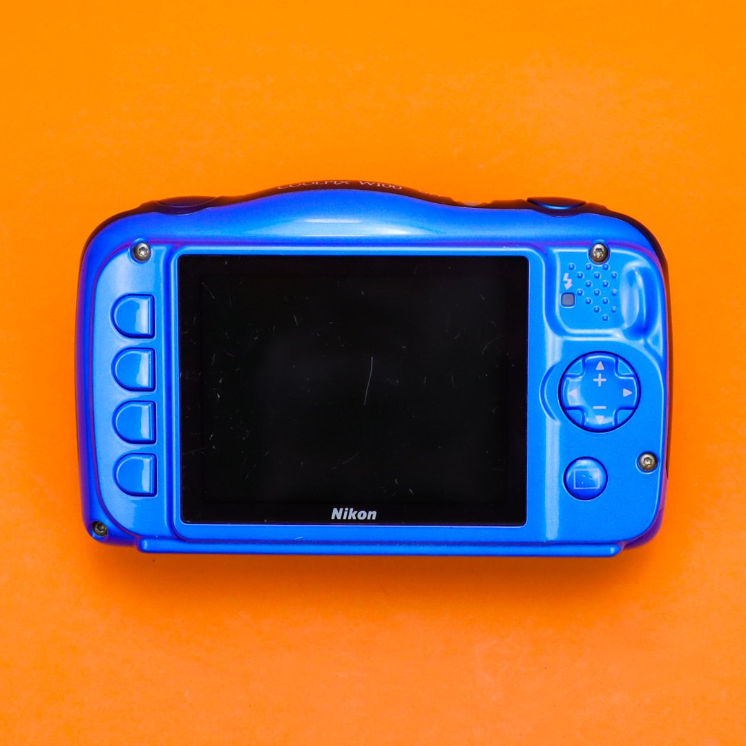 Nikon Coolpix W100 дополнителна слика