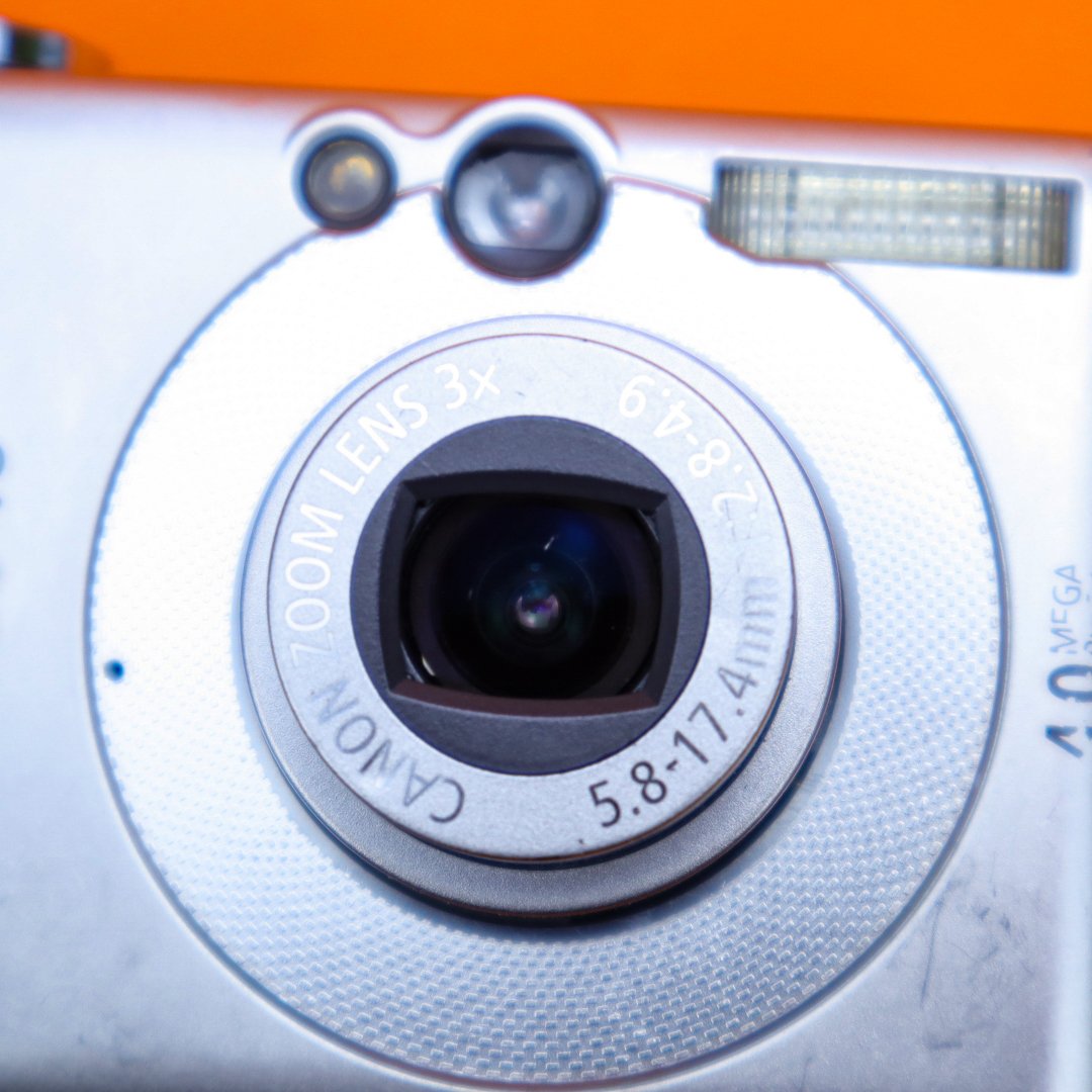 Canon IXUS 40