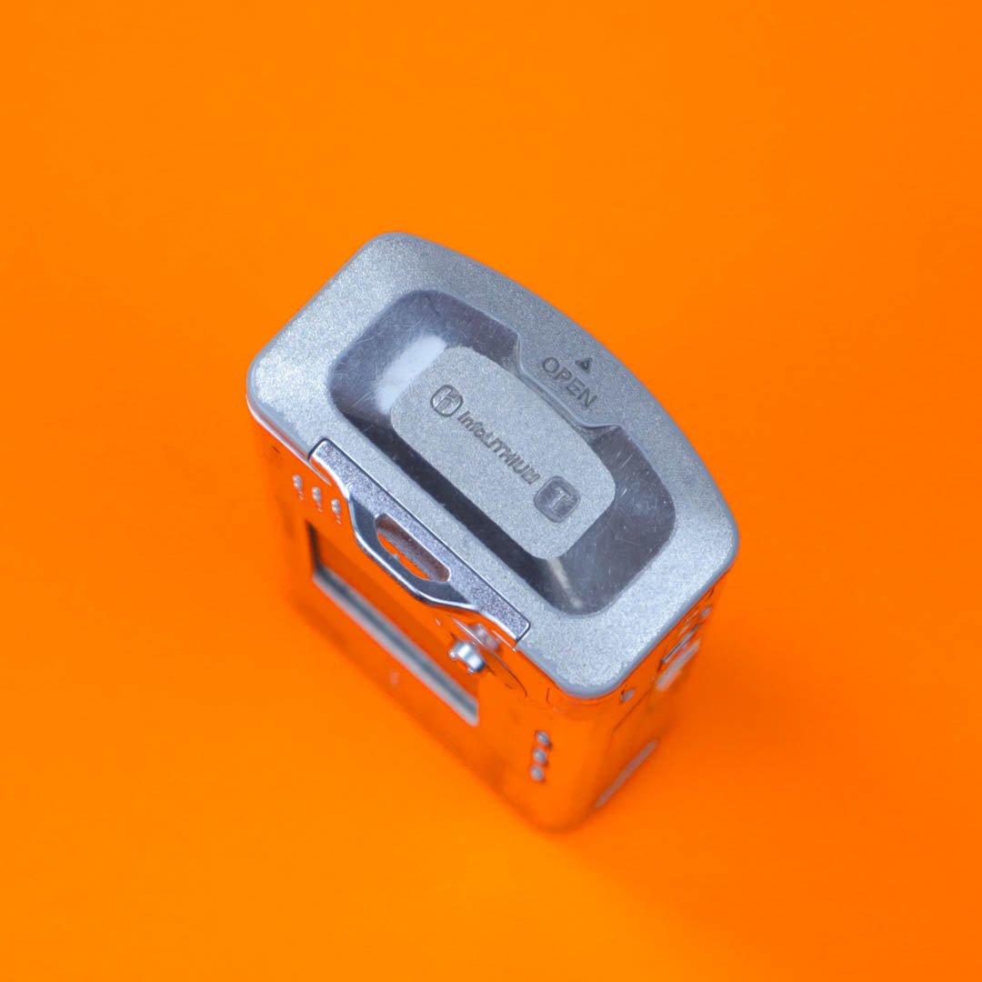 Sony Cyber-shot DSC-L1