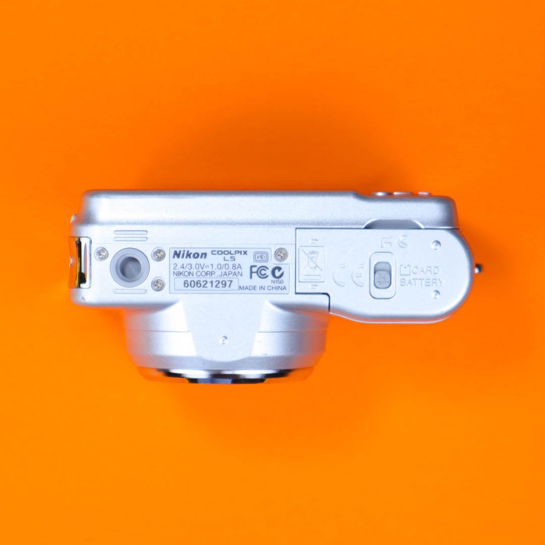Nikon Coolpix L5