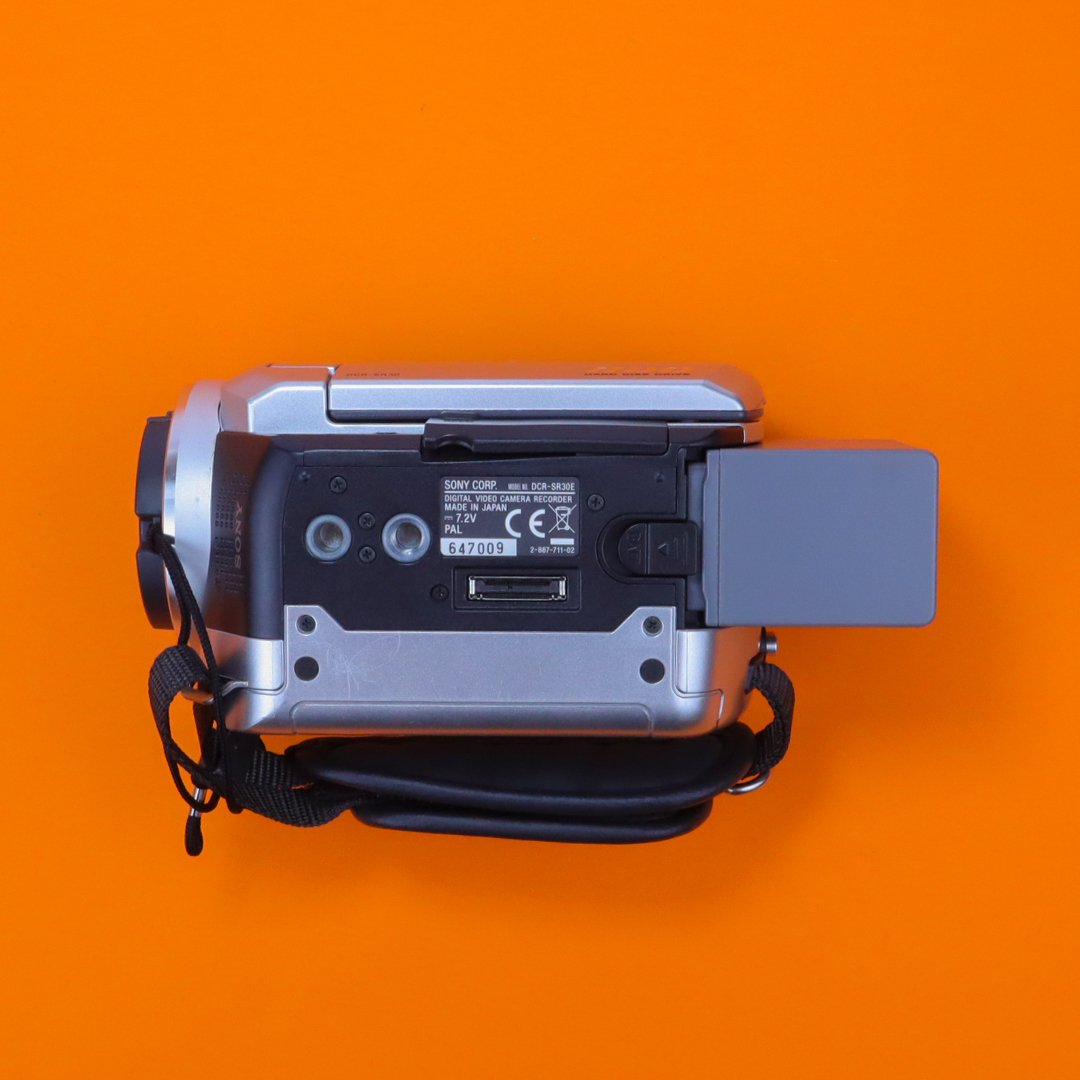 Sony Handycam DCR-SR30E