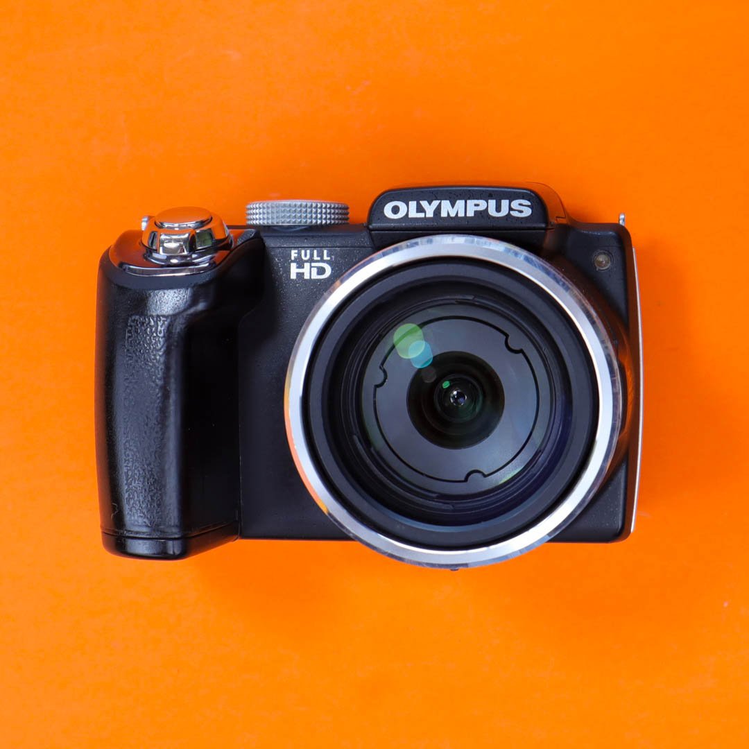 Olympus SP-720UZ
