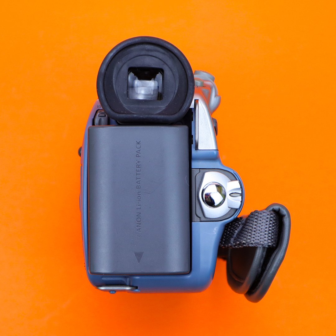 Canon MV530i