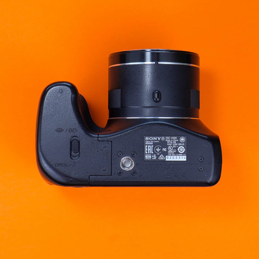 Sony Cyber-shot DSC-H300