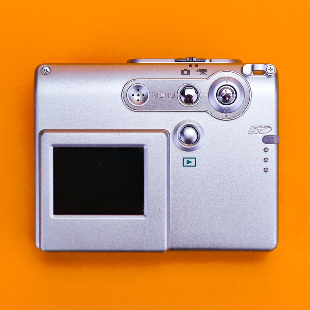 Konica Minolta DiMAGE X31