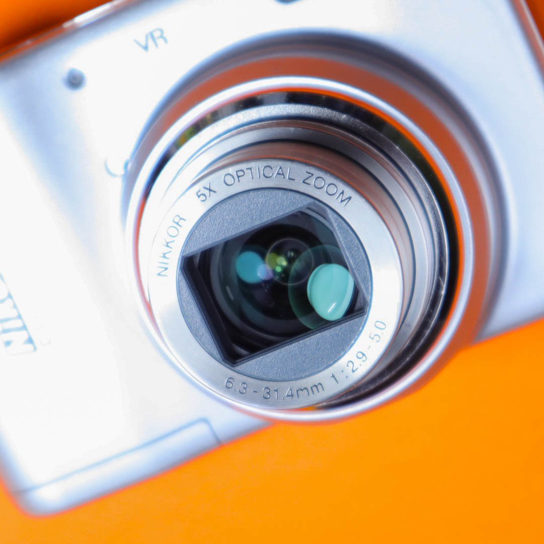 Nikon Coolpix L5