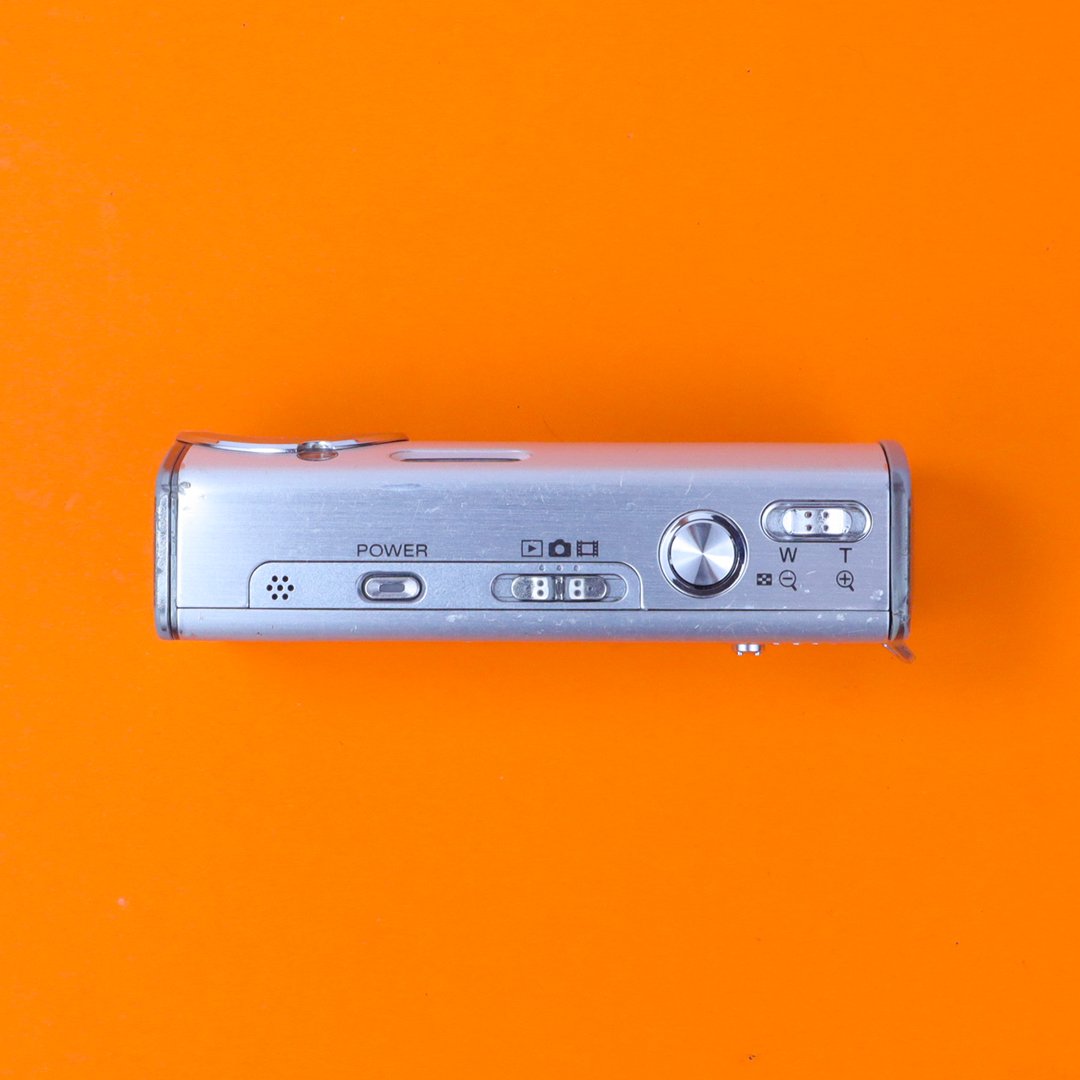 Sony Cyber-shot DSC-L1
