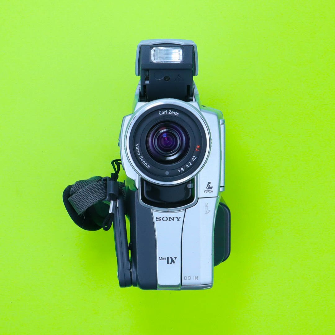 Sony Handycam DCR-PC110E