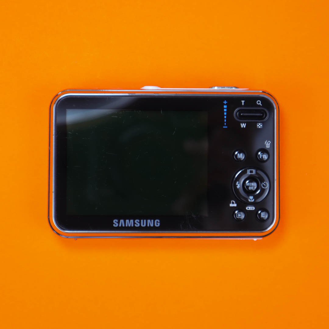 Samsung i8