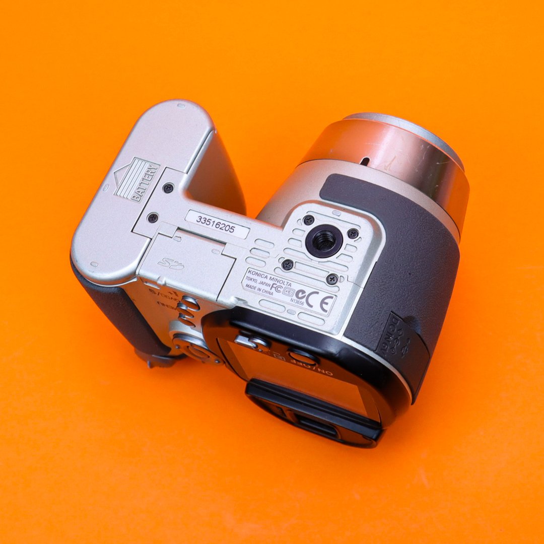 Konica Minolta DiMAGE Z5