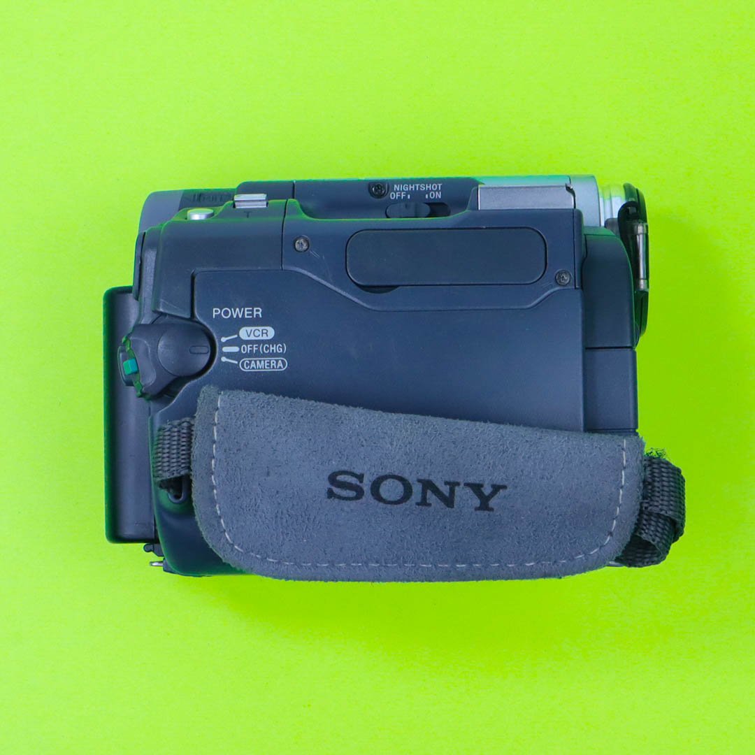Sony Handycam DCR-TRV19E