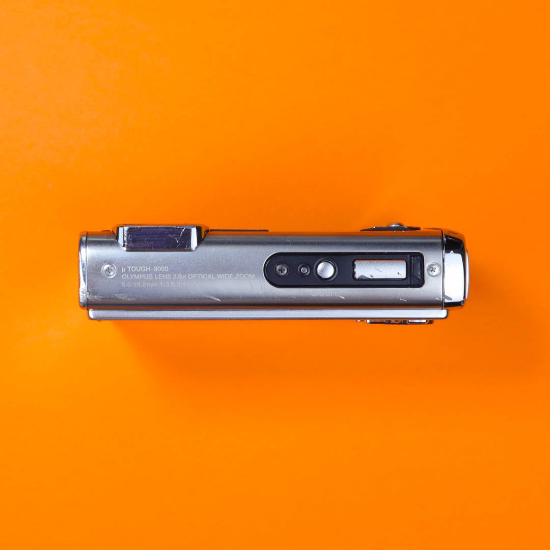 Olympus µ Tough-8000