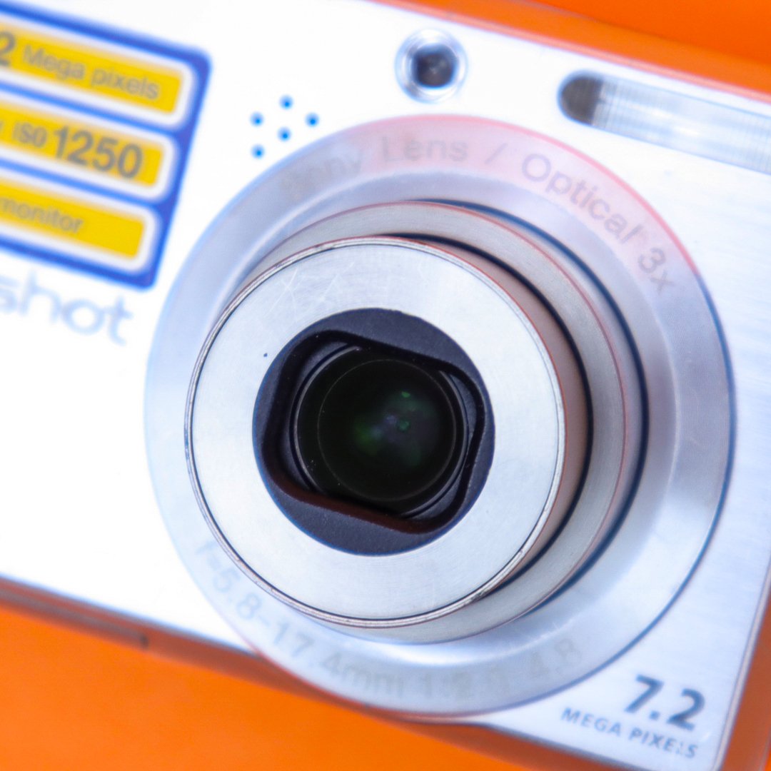 Sony Cyber-Shot DSC-S750