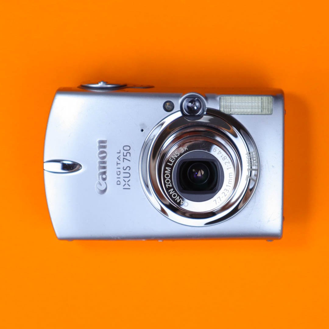 Canon Digital IXUS 750