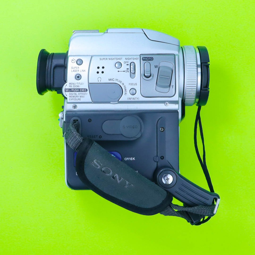 Sony Handycam DCR-PC110E