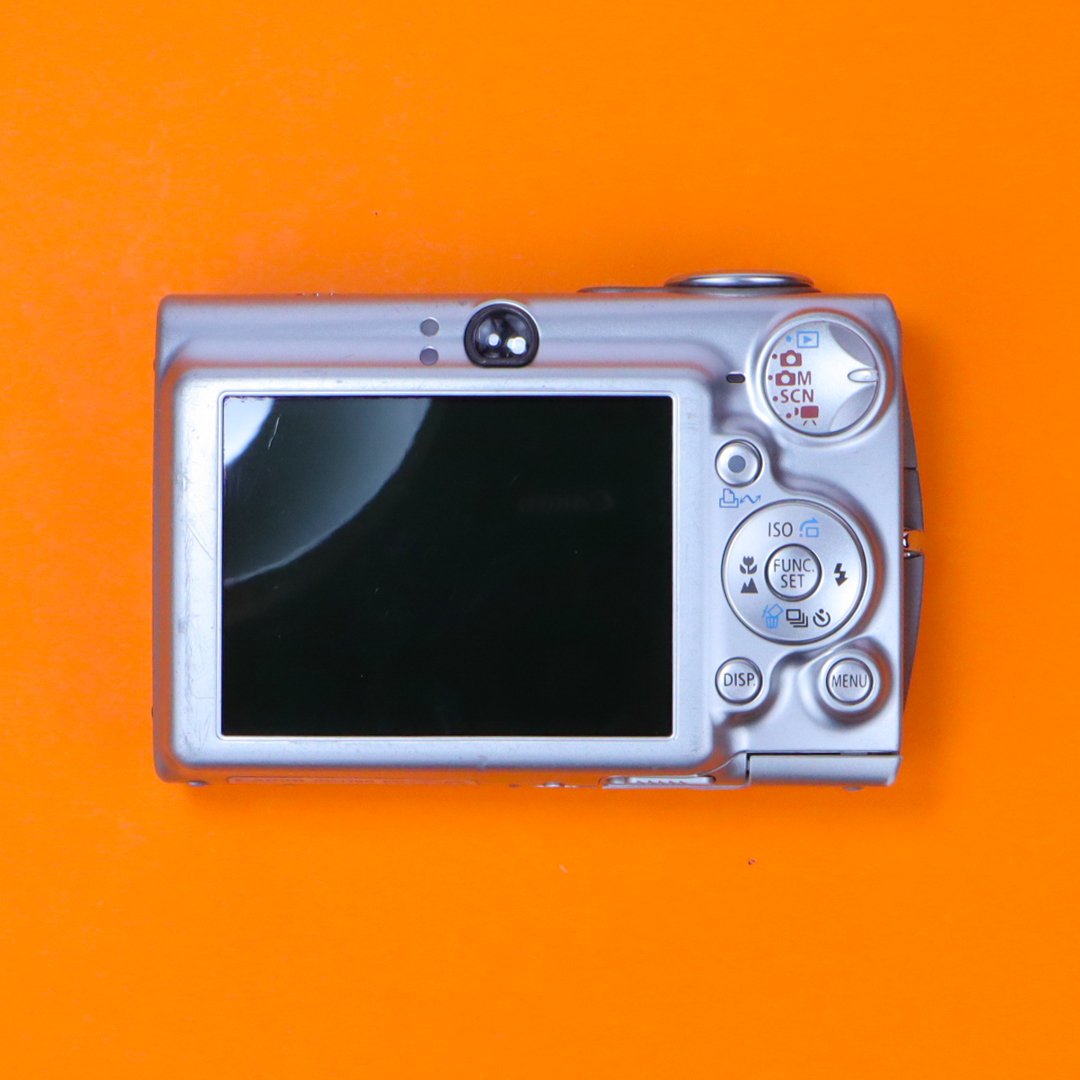 Canon Digital IXUS 750