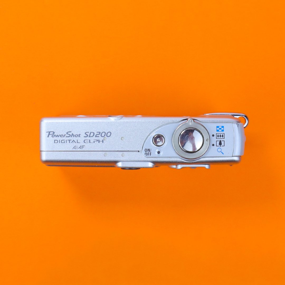 Canon PowerShot SD200 Digital ELPH
