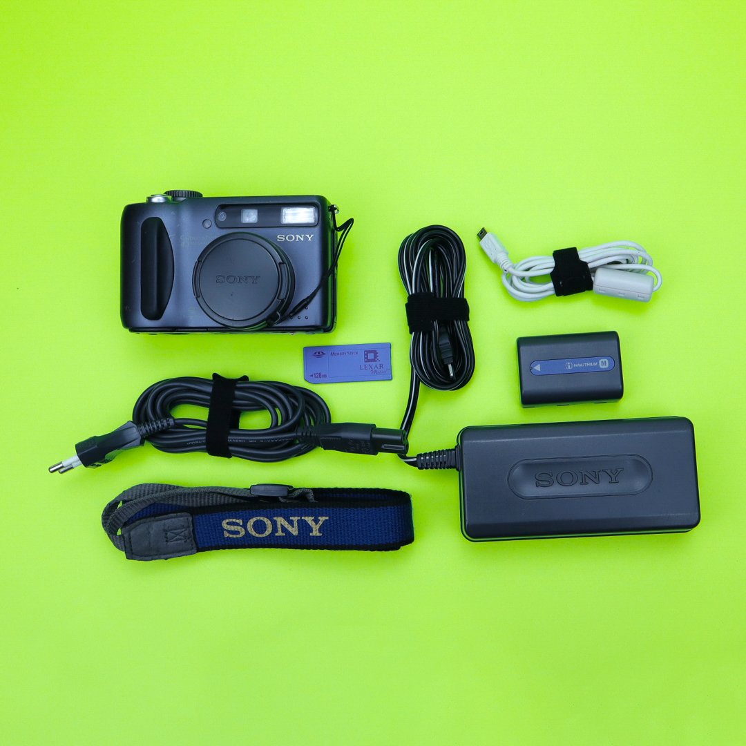Sony Cyber-shot DSC-S85