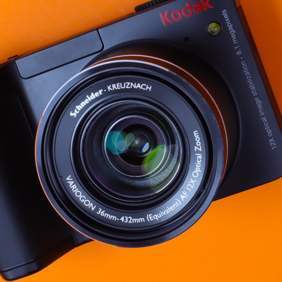 Kodak EasyShare Z8612 IS