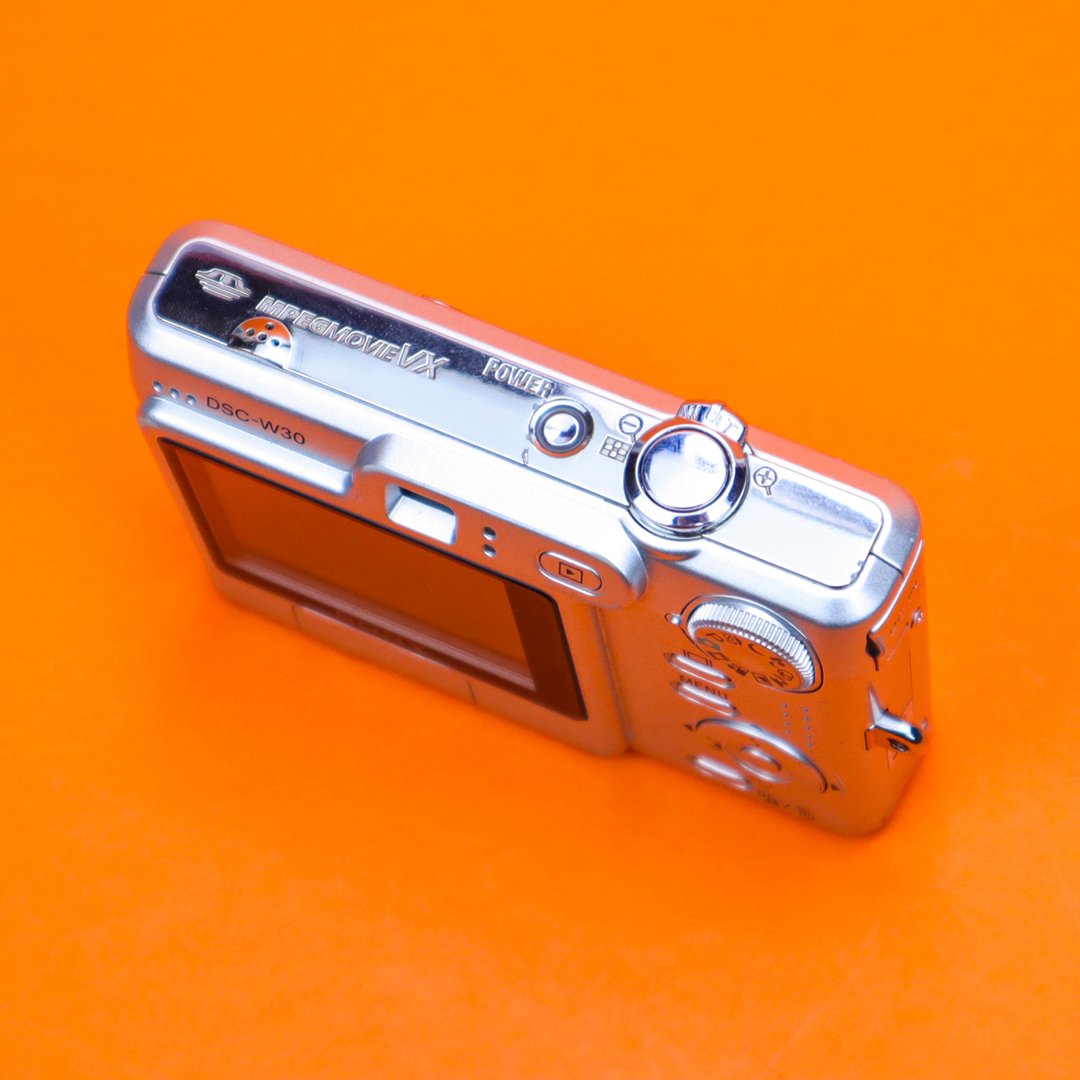 Sony Cyber-Shot DSC-W30