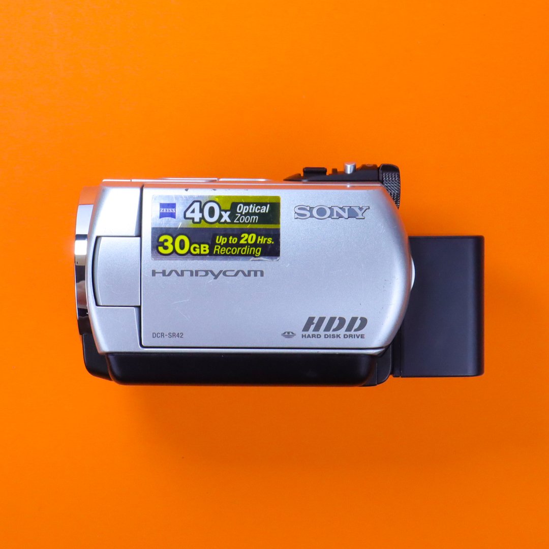 Sony Handycam DCR-SR42