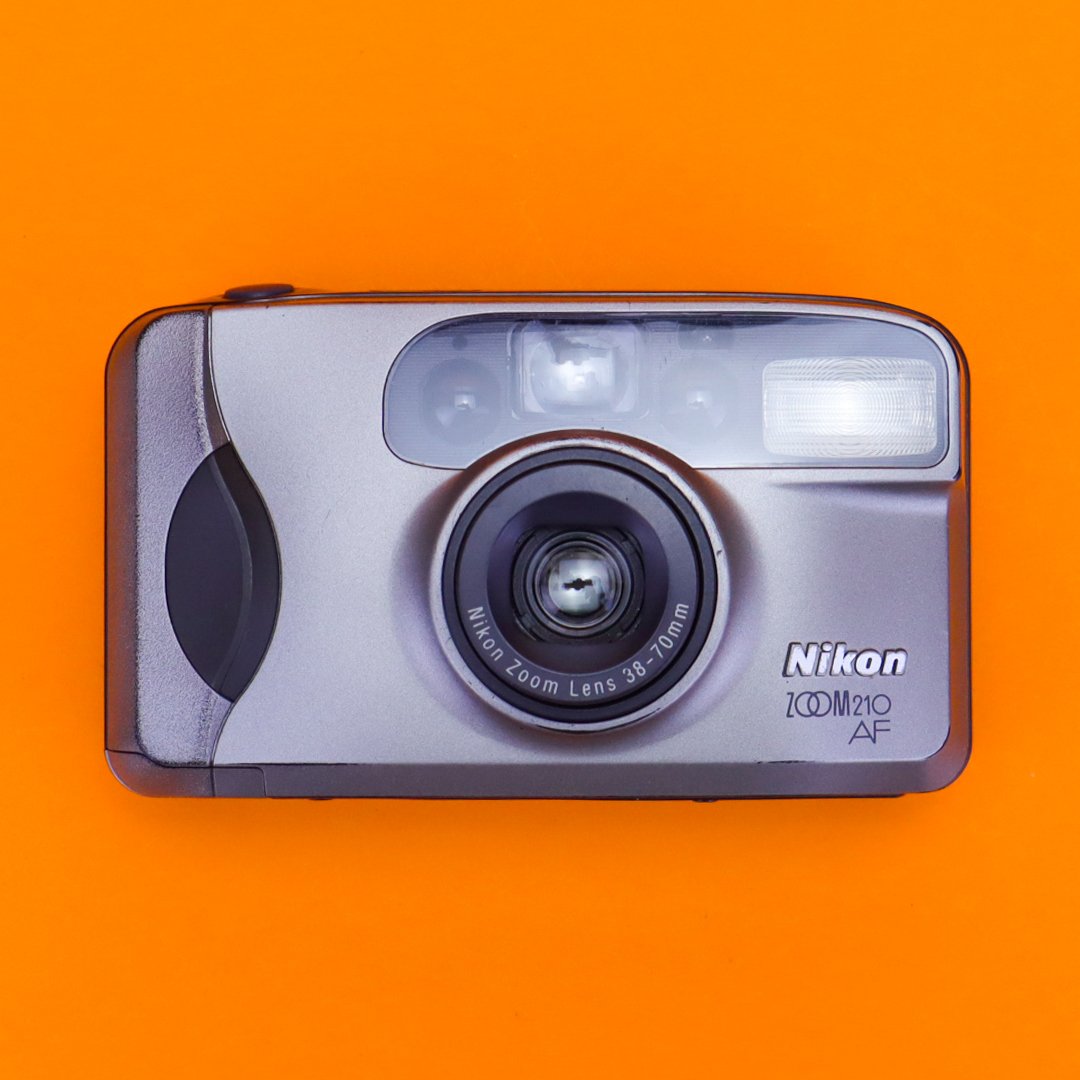 Nikon Zoom 210 AF