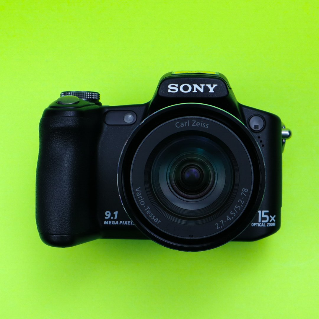 Sony Cyber-shot DSC-H50 дополнителна слика