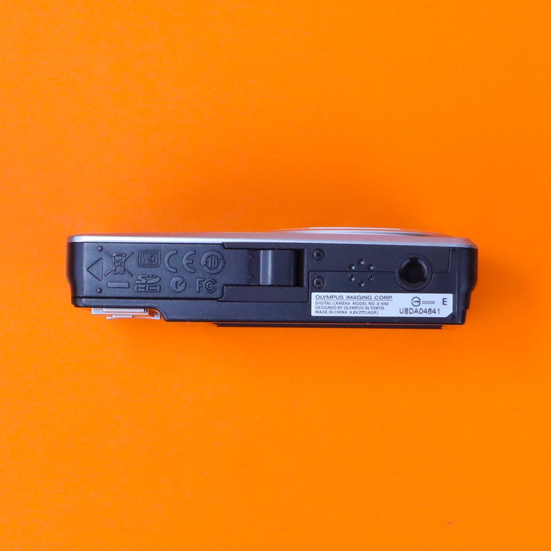 Olympus X-940