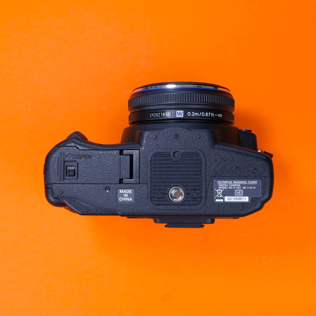 Olympus E-420