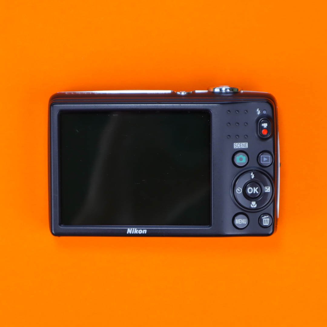 Nikon Coolpix L26