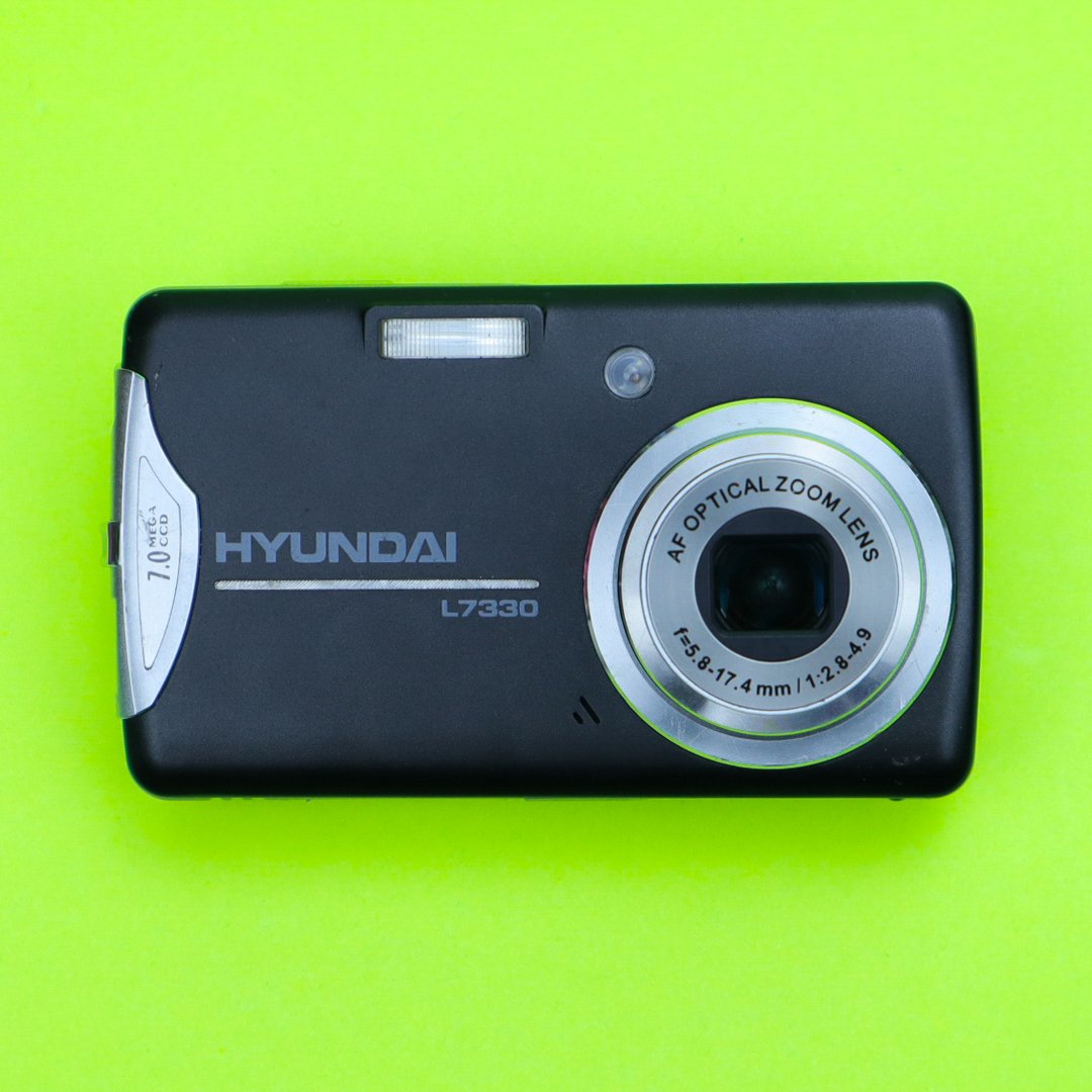 Hyundai L7330