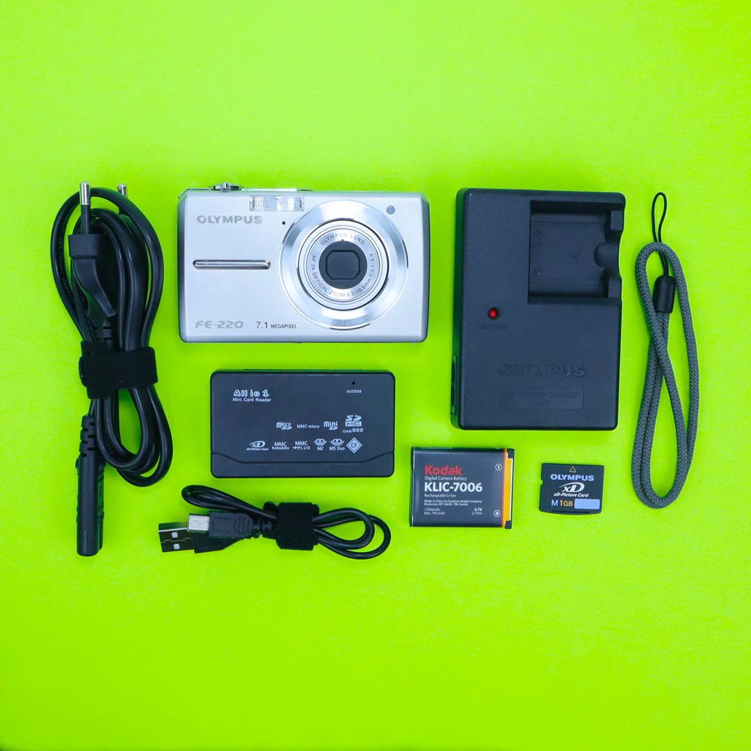 Olympus FE-220