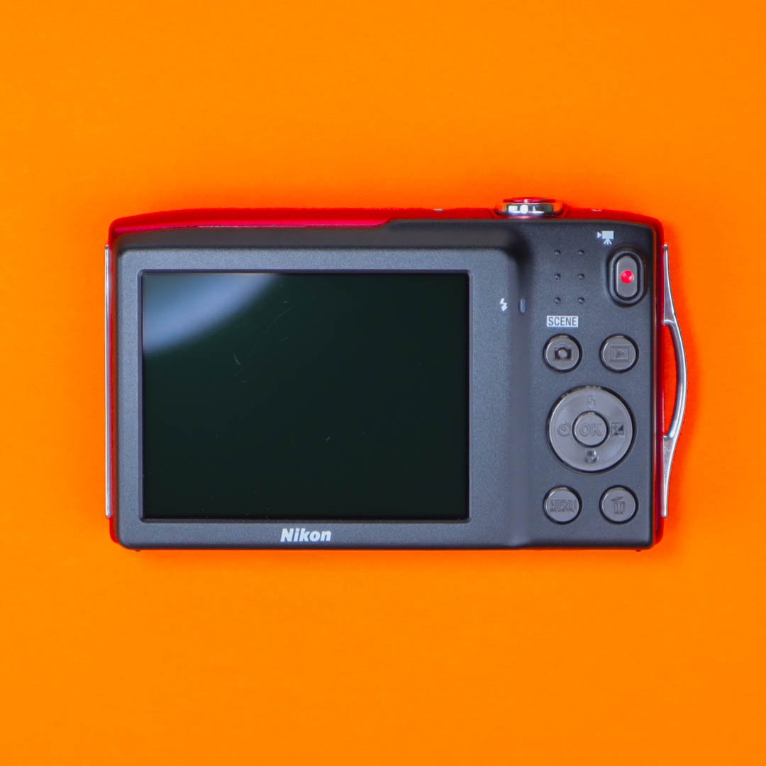 Nikon Coolpix S3300