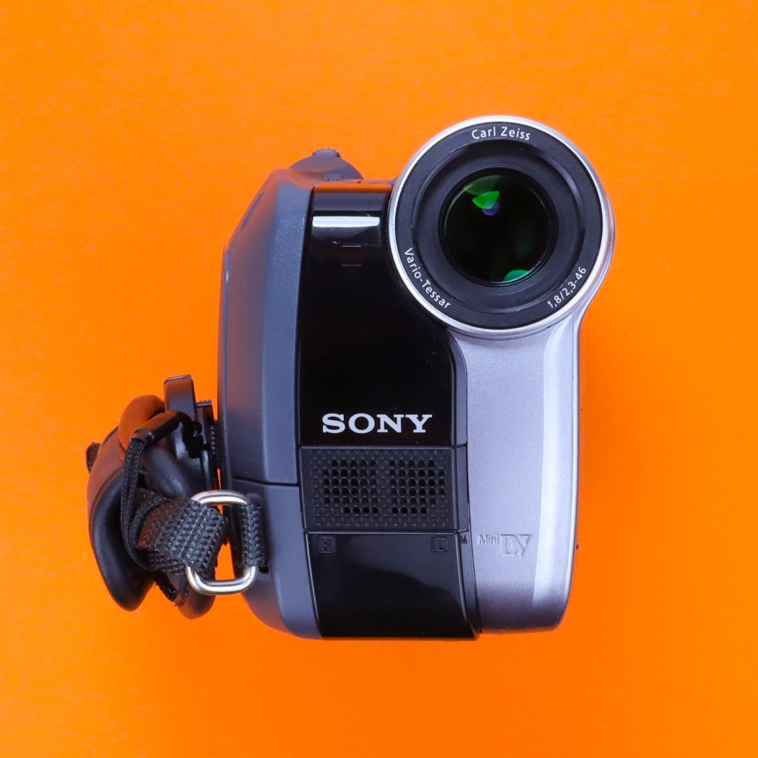 Sony Handycam DCR-HC27E