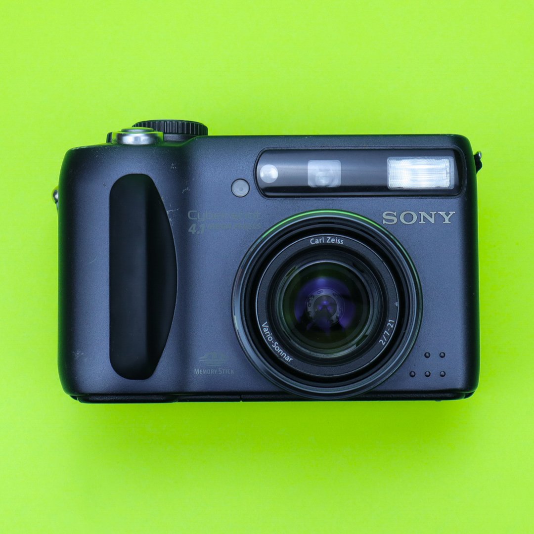 Sony Cyber-shot DSC-S85