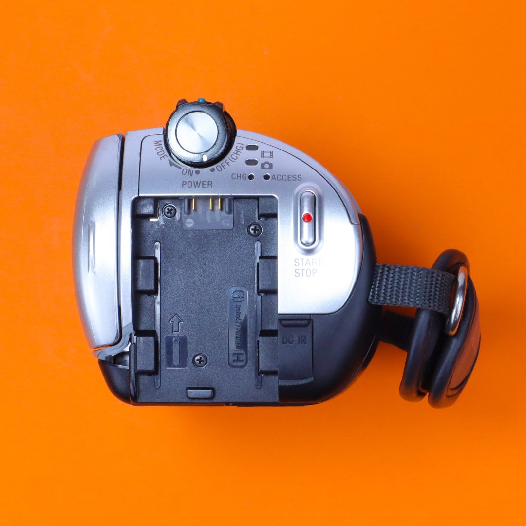 Sony Handycam DCR-SR42