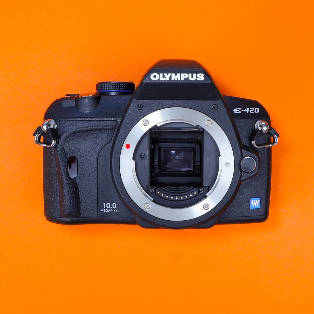 Olympus E-420
