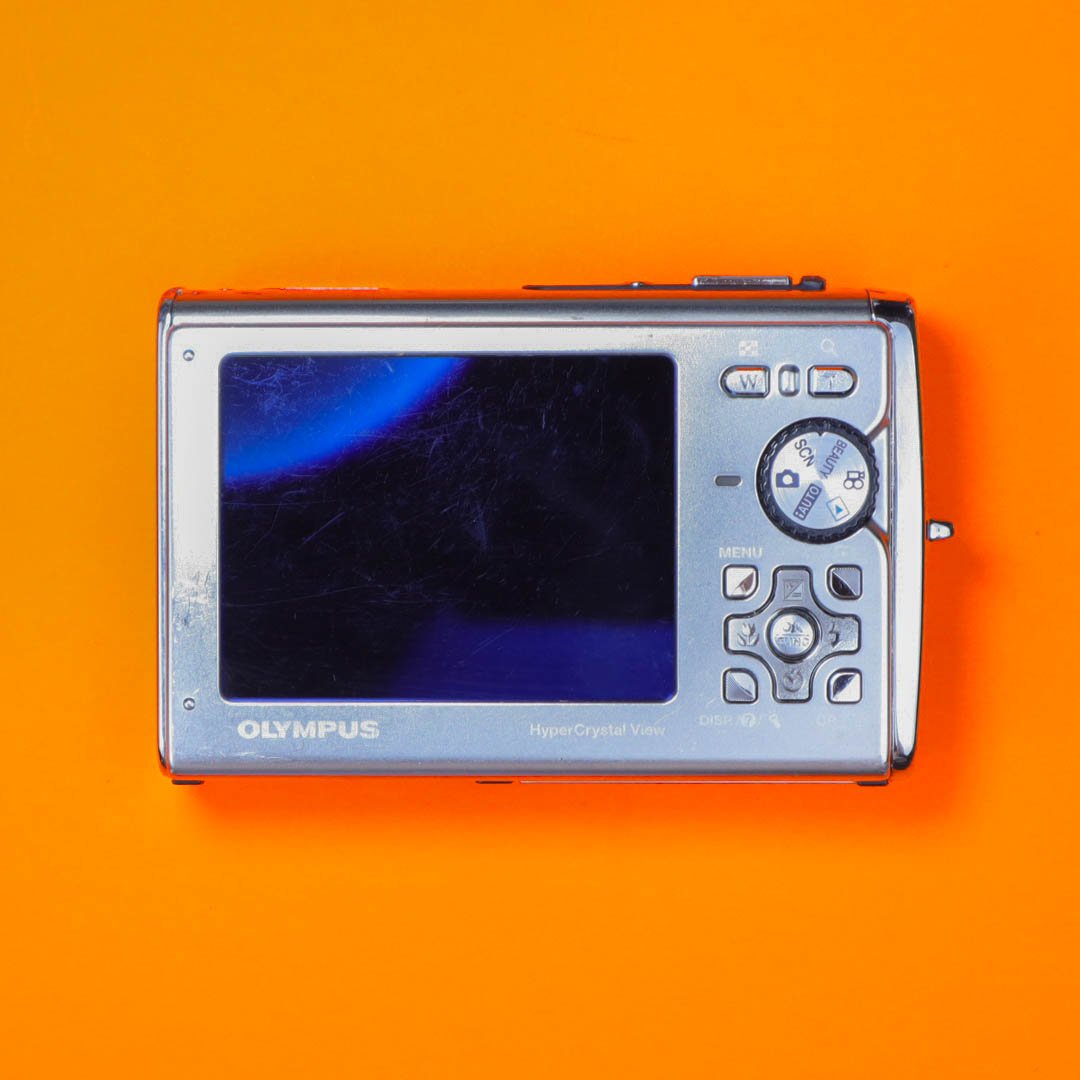 Olympus µ Tough-8000