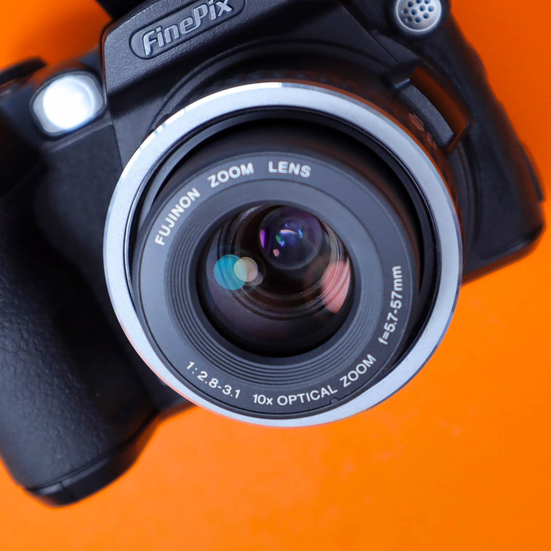 Fujifilm FinePix S5500
