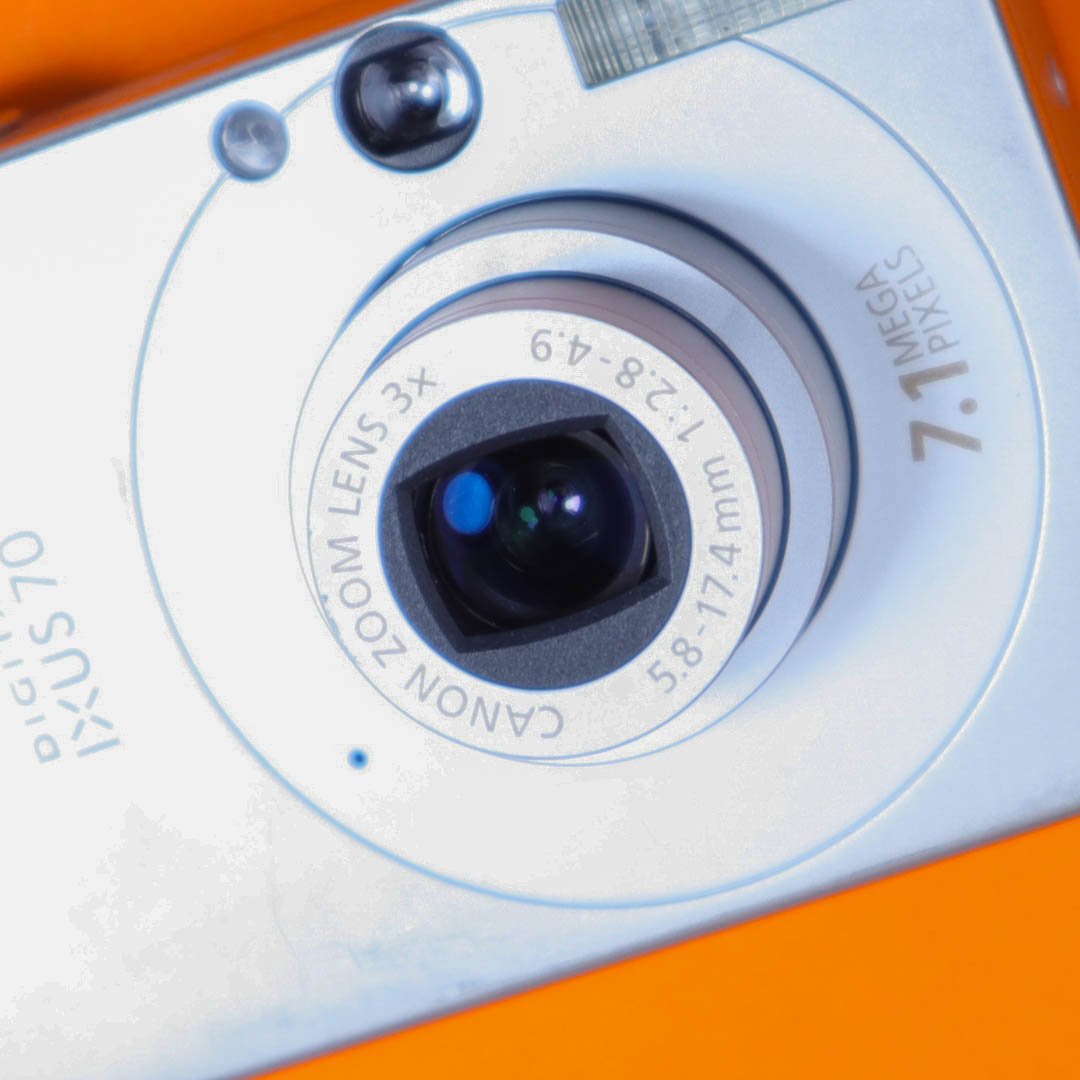 Canon Digital IXUS 70